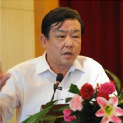 　　祝智庭  　　華東師范大學(xué)終身教授  　　教育技術(shù)學(xué)博導(dǎo)，教育信息化系統(tǒng)工程研究中心主任，教育部教育信息化技術(shù)標準委員會主任，聯(lián)合國教科文組織ECNU聯(lián)系中心副主任。